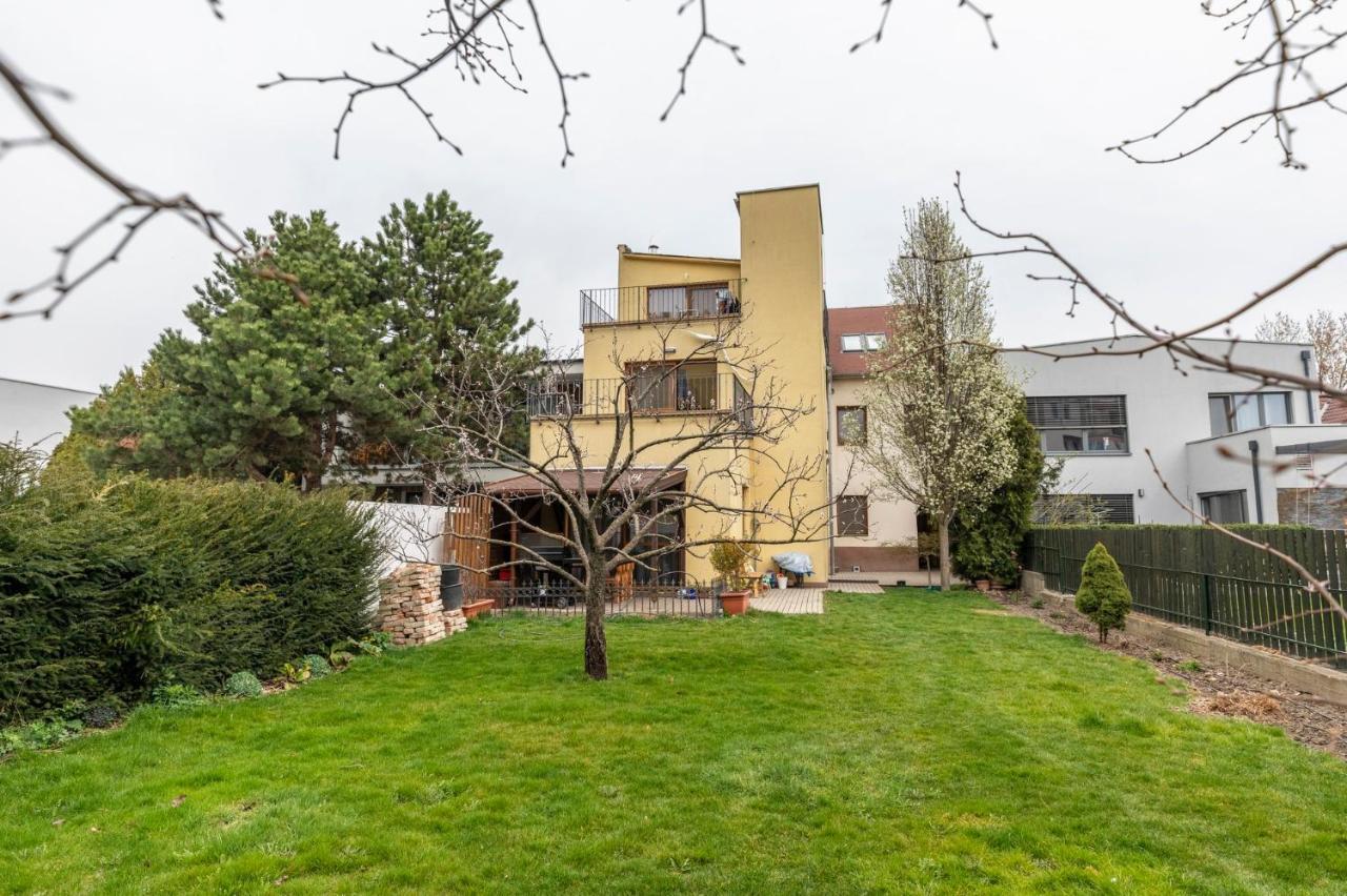 Beautiful And Romantic Penthouse With Two Terraces Bratislava Exterior photo